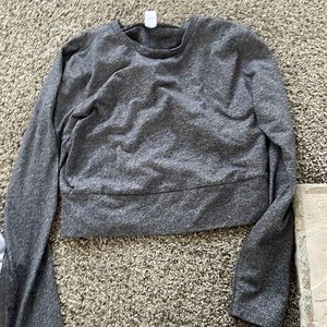 Long sleeve old navy workout shirt